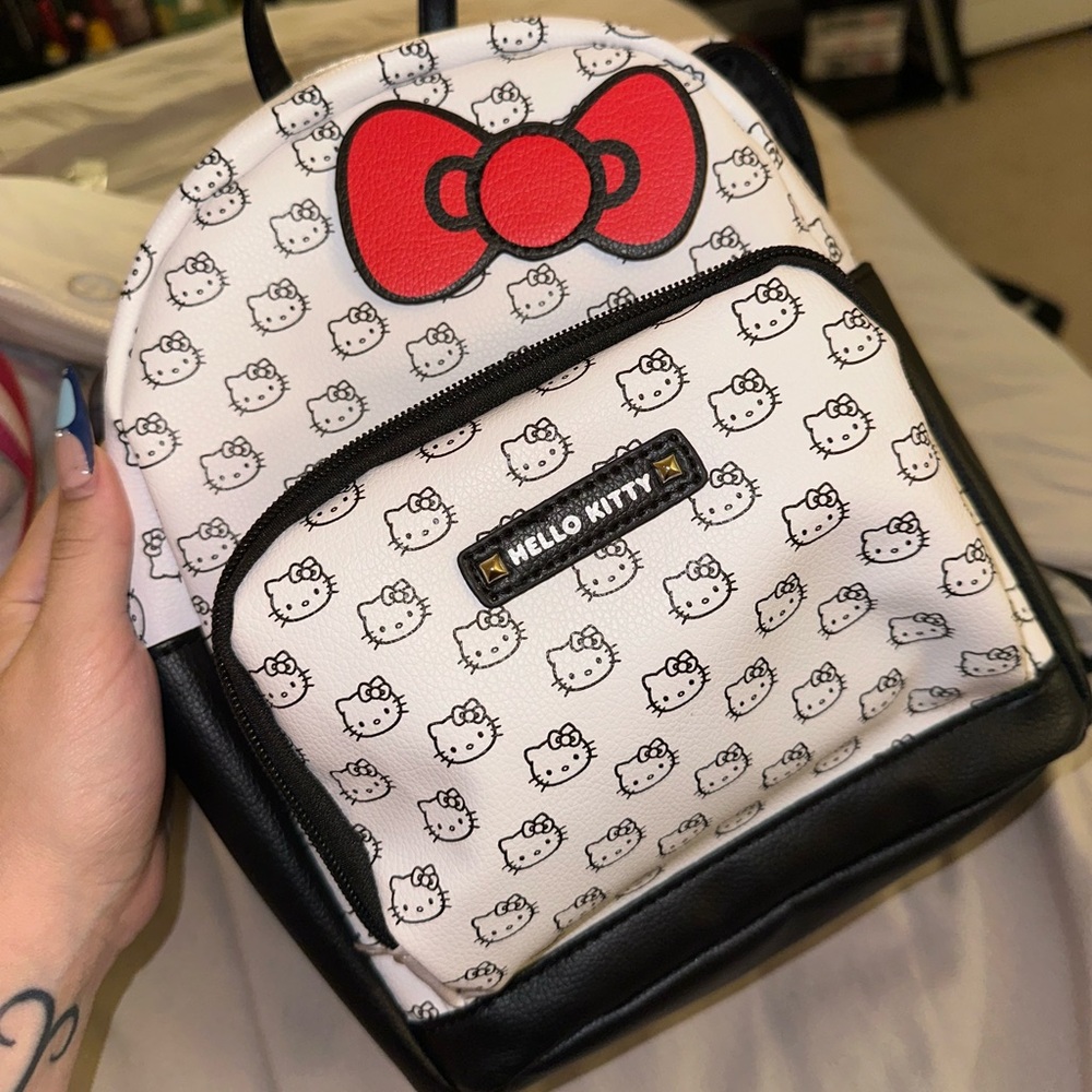 Mini Hello Kitty Backpack